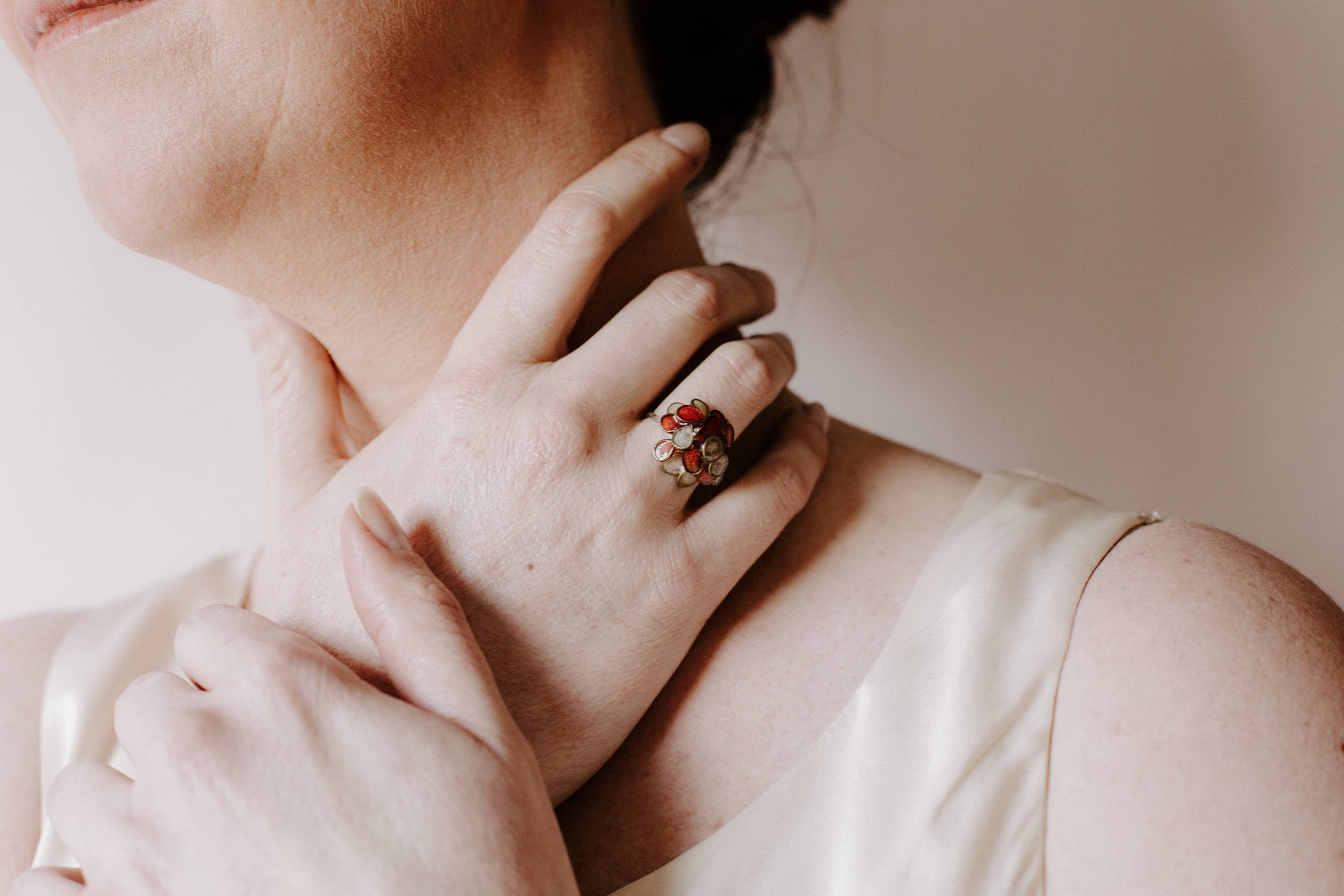 Verso - Wholesale Cocktail/Statement Ring - Hydrangea Ring3