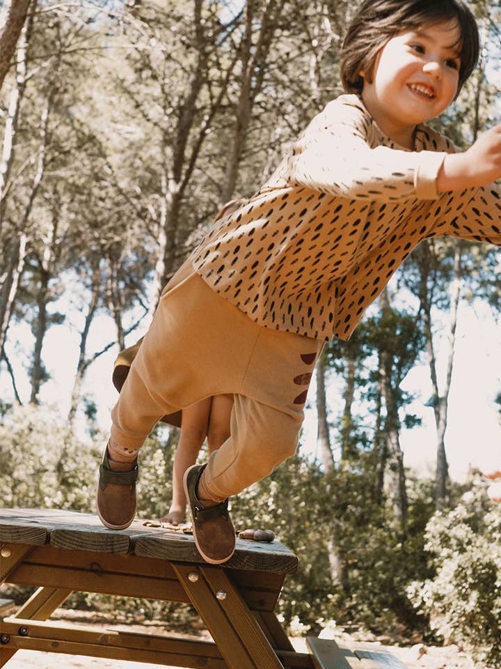 Pantaloni Jabari per bambini Stones Beige per la vendita all'ingrosso da parte di Tiralahilacha