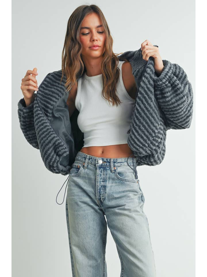 BUTTERMELON - Wholesale Puffer jacket – Women’s - Collared Puffer Jacket - BMJ749720