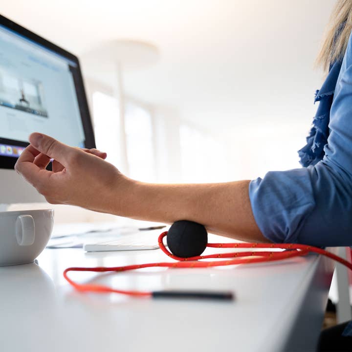 Tiger Tail - Wholesale Body Massager - Tiger Ball 1.7 Massage-on-a-Rope2