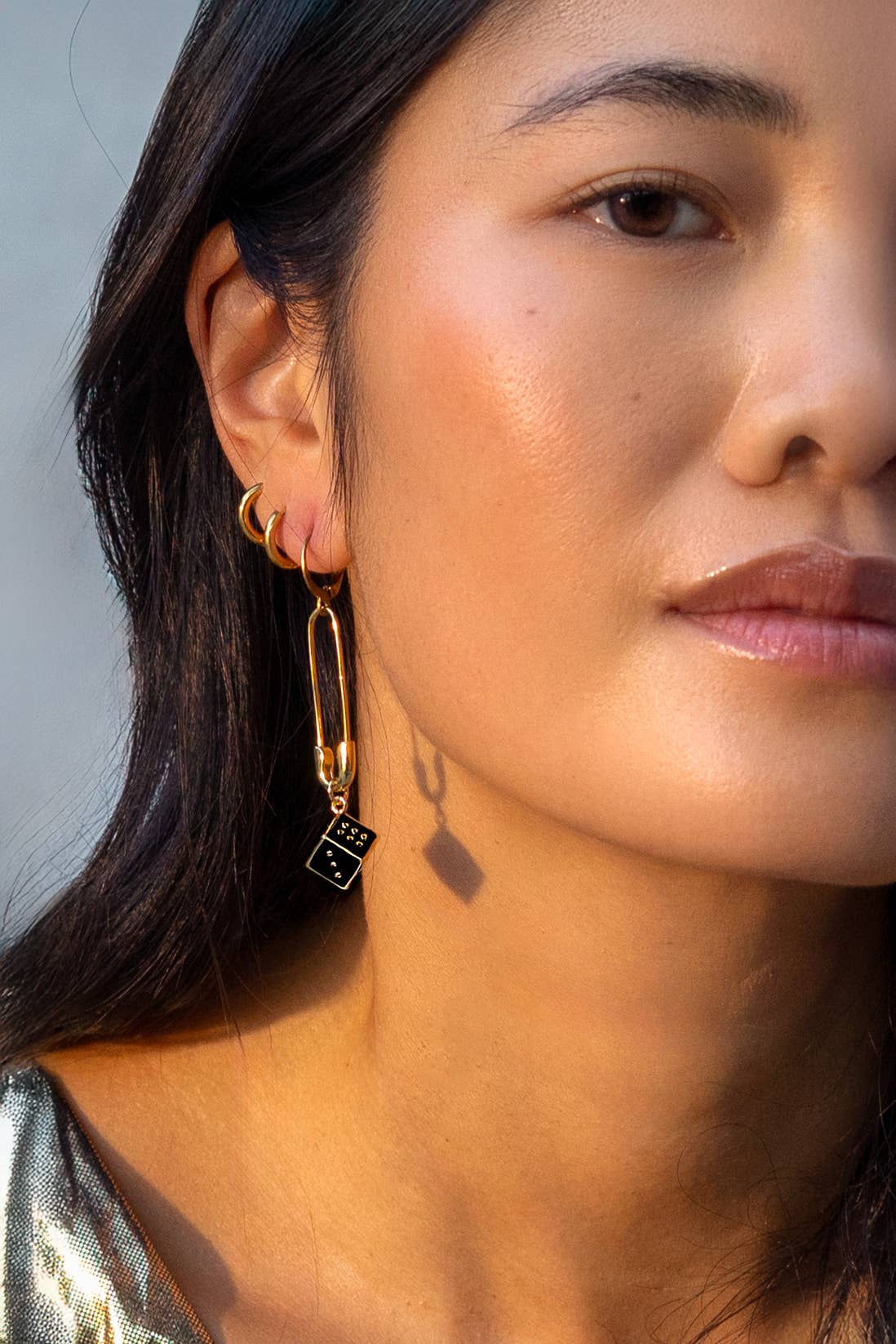 Peter and June – wholesale Hängande örhängen – High Roller Örhängen - 18K Guldpläterade0