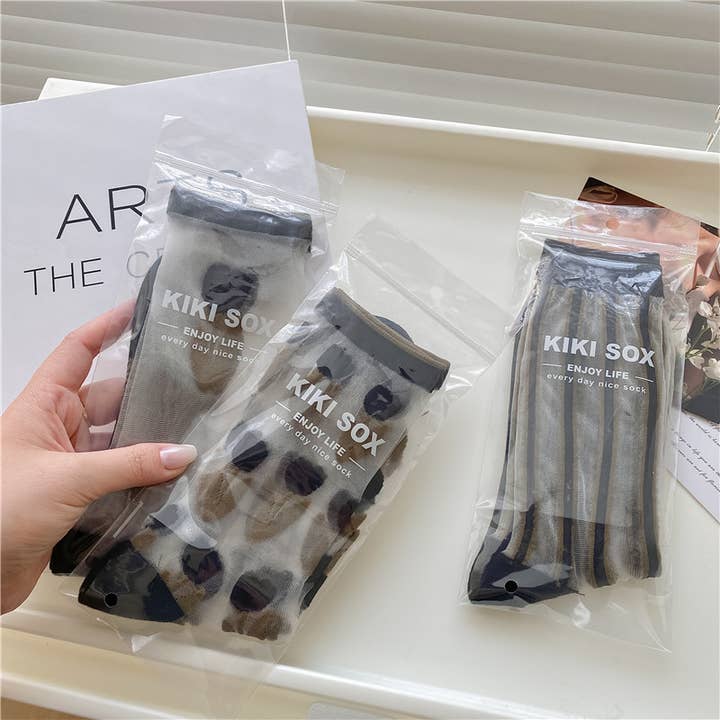 Tourtiwi - Wholesale Socks – Women's - Black Tulip Thin Mesh Socks7