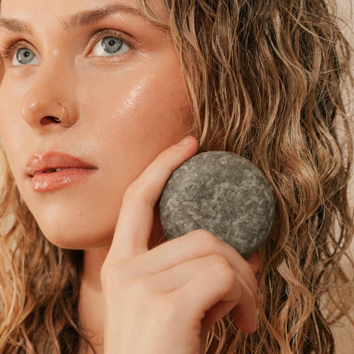 Good Juju Body & Home - Wholesale Shampoo Puck/Solid Shampoo - Scalp Care Shampoo Bar2