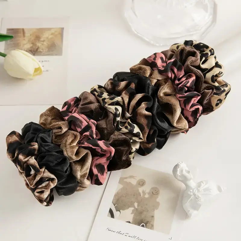 Kids4trendy – wholesale Scrunchie - Dam – SILK scrunchies Diamond Leopard4