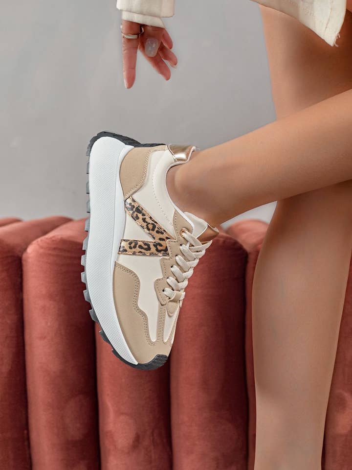 SWEET MAGIC MODA Y COMPLEMENTOS - Wholesale Athletic Sneakers - Unisex - FAUX LEATHER COMBINATION SNEAKER 3