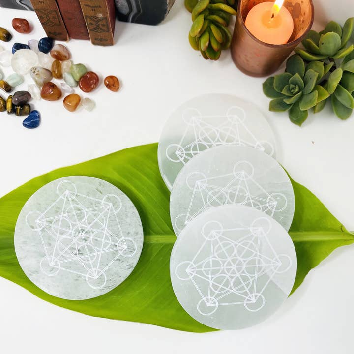 Rock Paradise - Wholesale Crystal Charging Plate - Crystal Selenite Round Engraved Metatron Charging Plate 10cm2