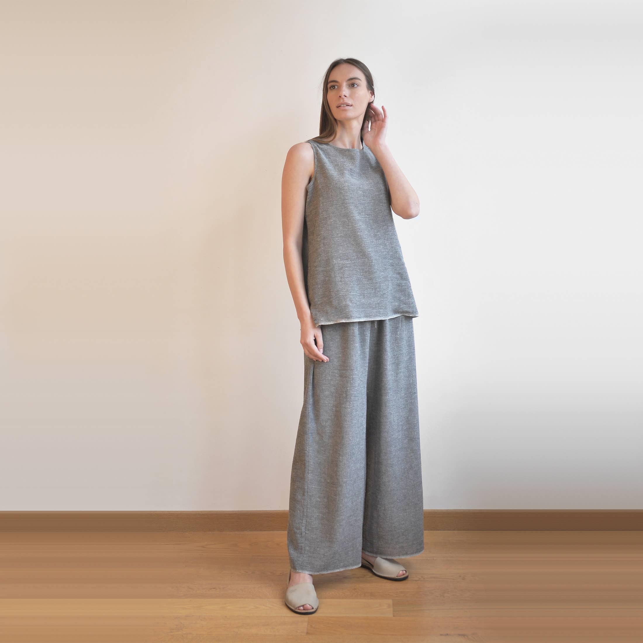 loom.ist - Wholesale Tank Top - Women's - Sile Sleeveless Top41