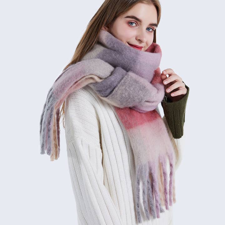 ACCITY - Wholesale Scarf - Women's - WOMEN FRINGED KNITTED PLAID SHAWL SCARF_CWASC0167