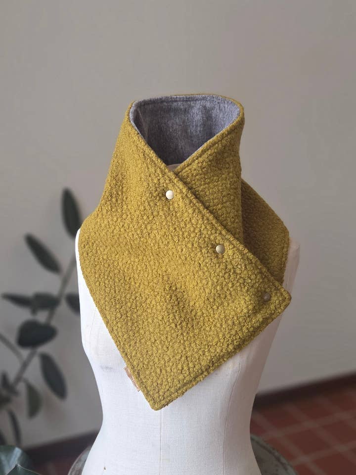 Cagoule Snap - Sherpa Chartreuse Coupe Ajustée pour la vente par Grandma Skills