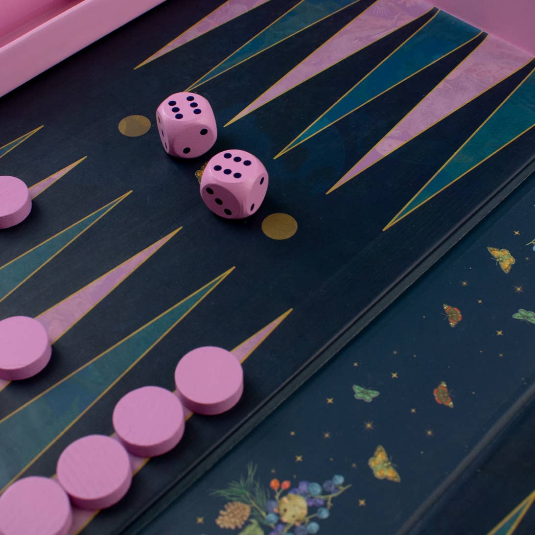 Gibsons Games Ltd – wholesale Board game – The Art File Backgammon Traditional Game5