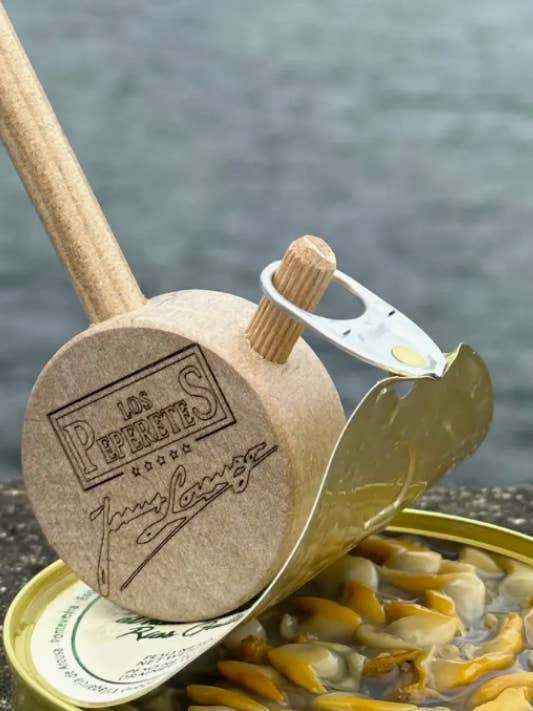 Peperetes Can Opener for wholesale by Tinmonger