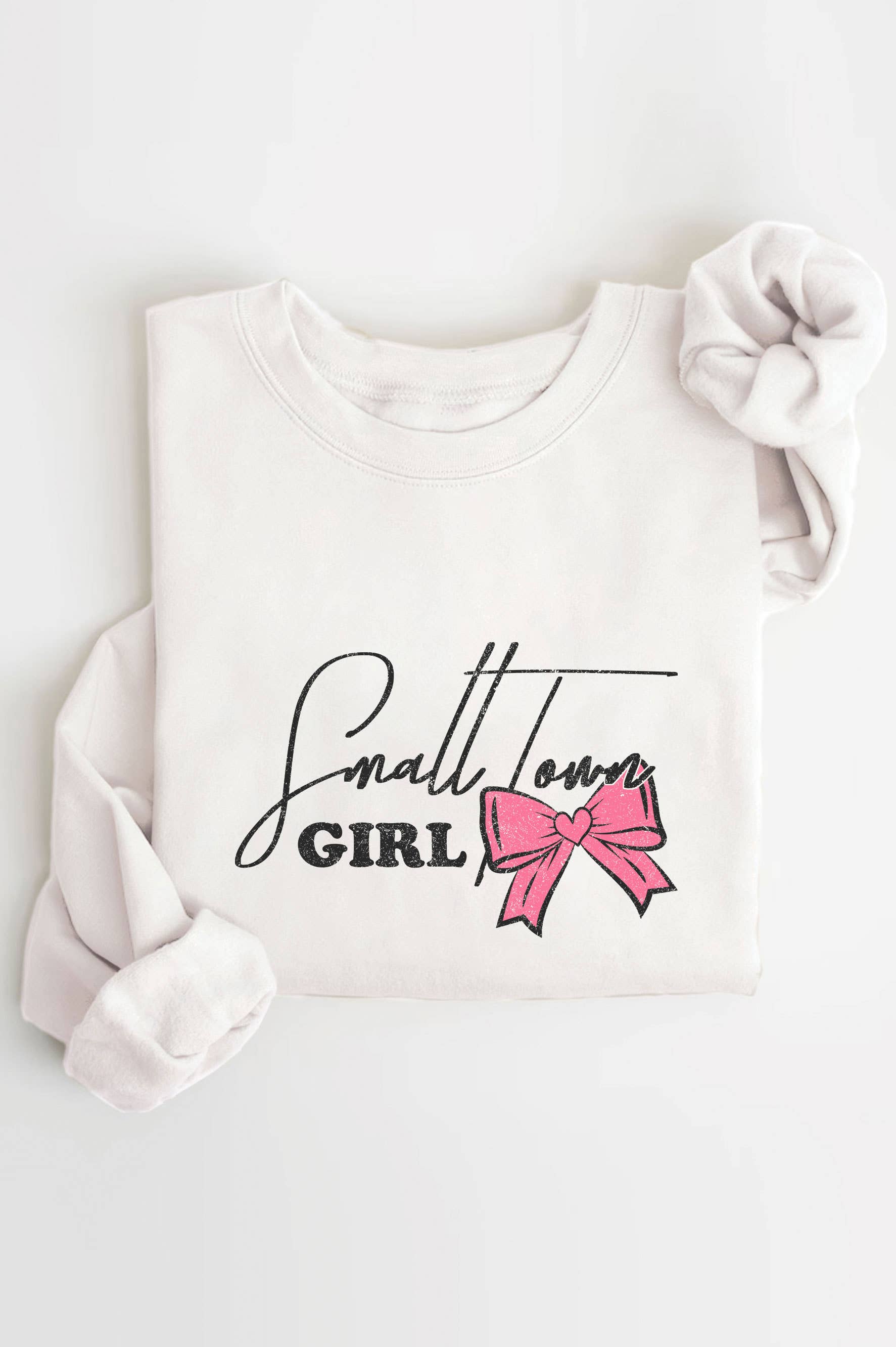 Rustee Clothing – Engroshandel Grafisk Sweatshirt - Dame – SMALL TOWN GIRL RIBBON BOW MINERAL BRUSHED SWEATSHIRTS3