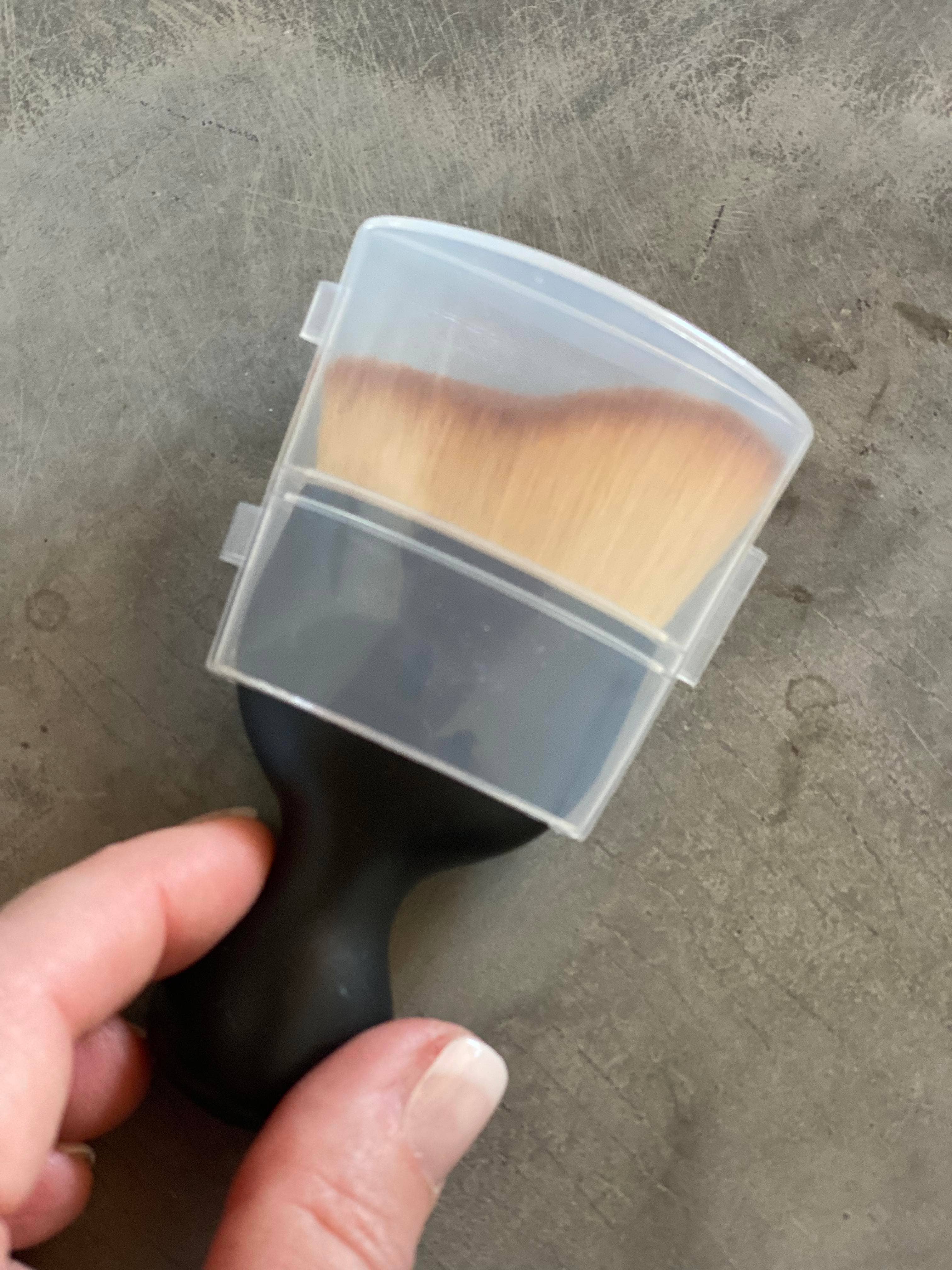 LaaTeeDa Sports - Wholesale Sunscreen - SunScreen Brush Applicator5