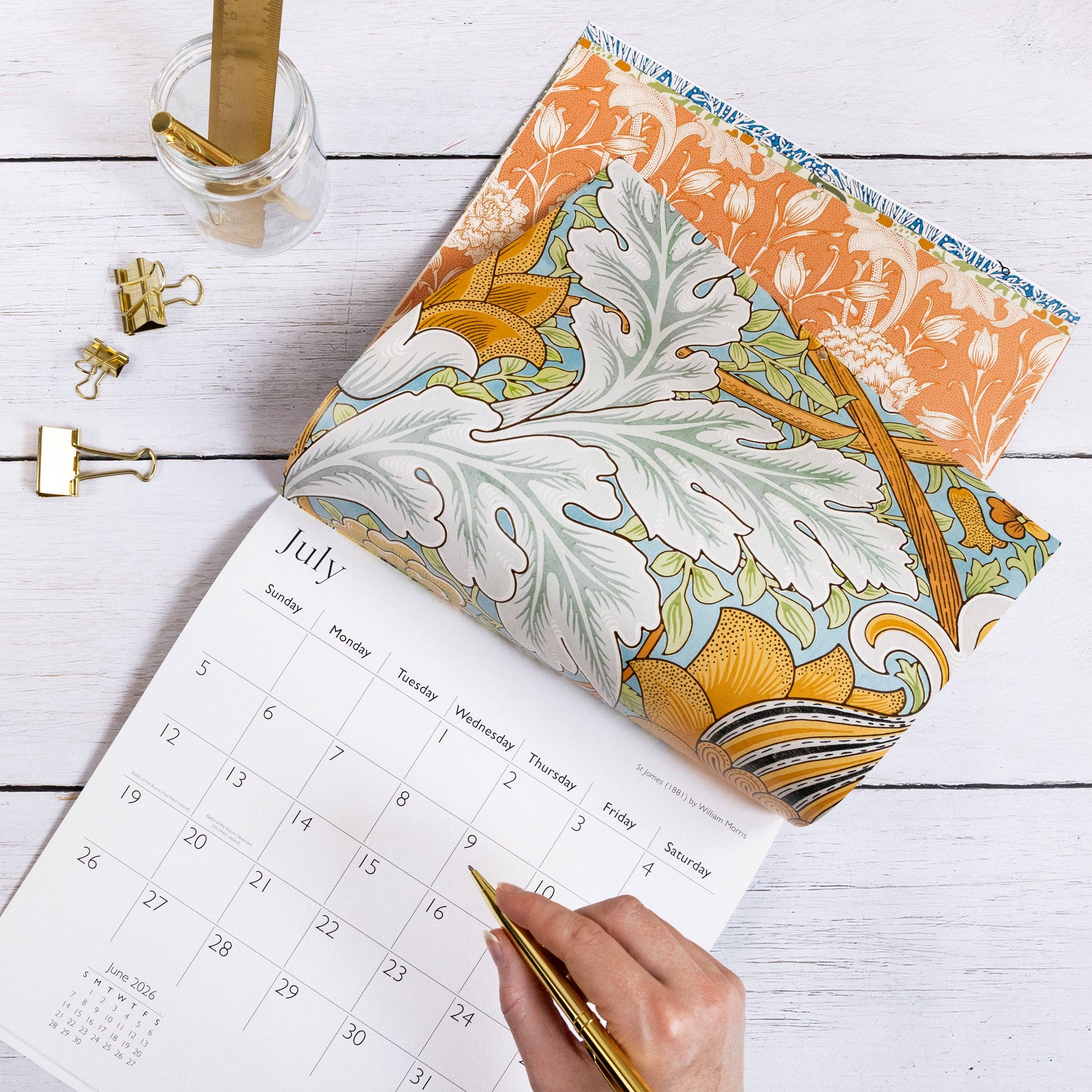 Robert Frederick Ltd – Großhandel Kalender – William Morris 2026 Wandkalender2