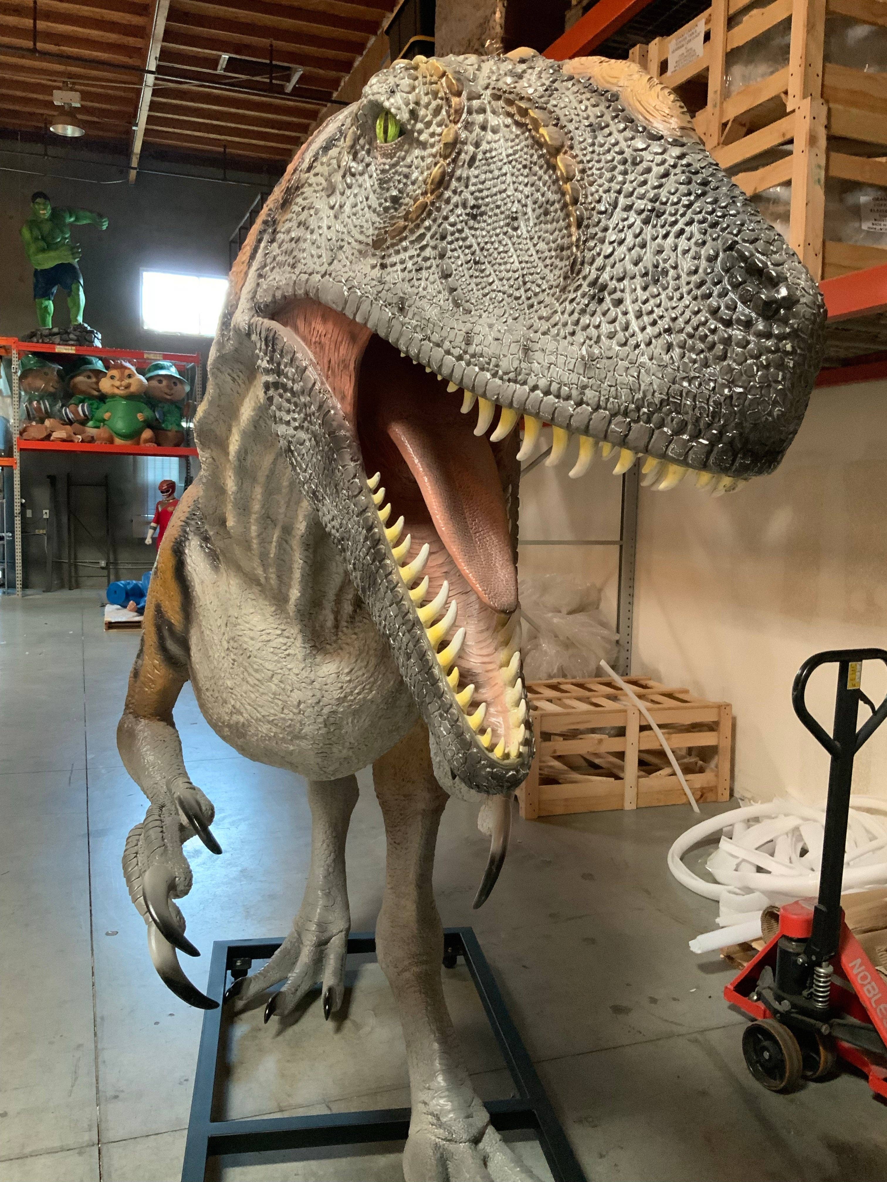 LM Treasures - Wholesale Figurine Toy - Kids - Australovenator Dinosaur Life Size Statue14