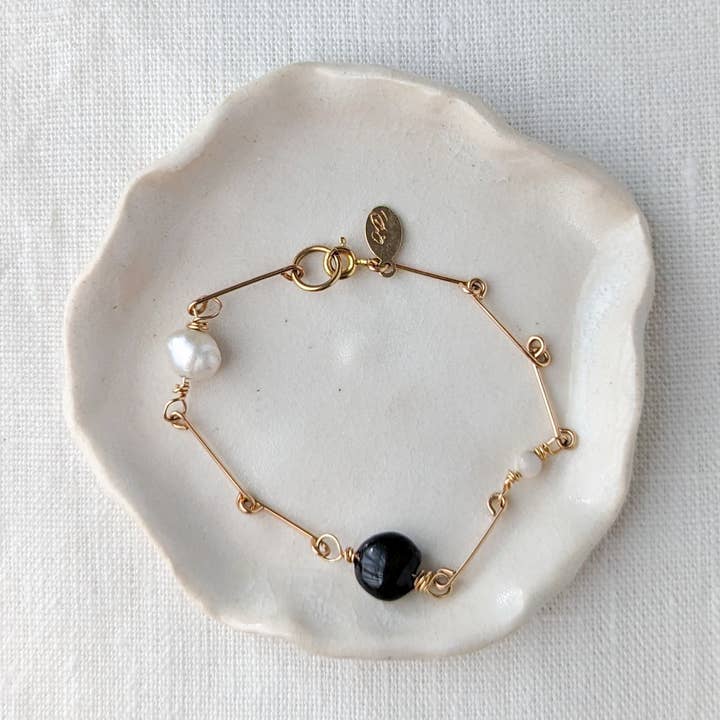 Le bracelet Joséphine pour la vente par Blue Rochelle