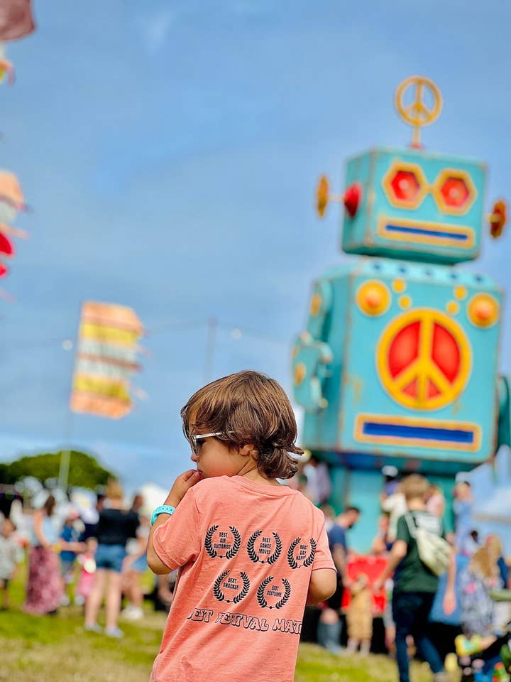 BEST FESTIVAL MATE - Maglietta organica per bambini per la vendita all'ingrosso da parte di Little Mate Adventures