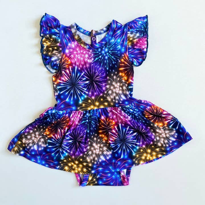 Body Fireworks Twirl pour la vente par Nev Clothing