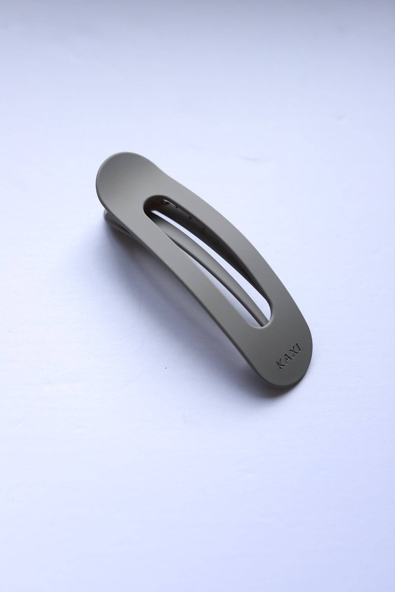 KAXI - Wholesale Hair Clip - Women's - OVERSIZED LAY DOWN CLAWS ( 33 COLORS )76