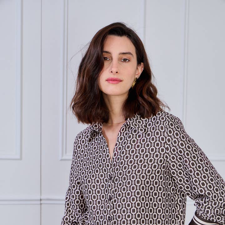 Chain print shirt CH352A and other Purchase Wholesale t shirt cotone fiammato. Free Returns & Net 60 Terms on Faire trending on Faire.