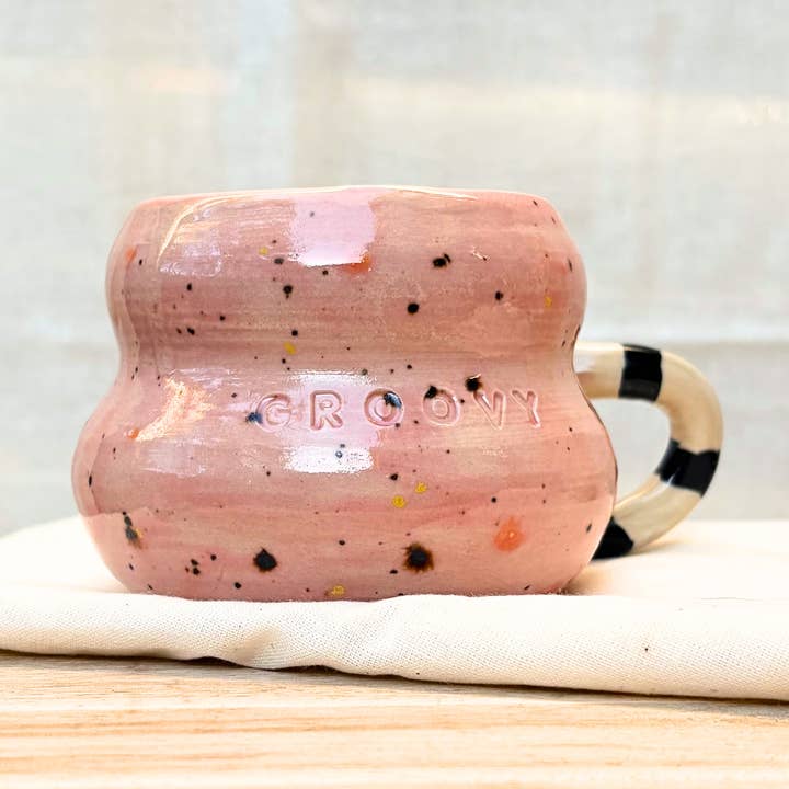 Groovy ceramic mug for wholesale by L'Atelier de Brume