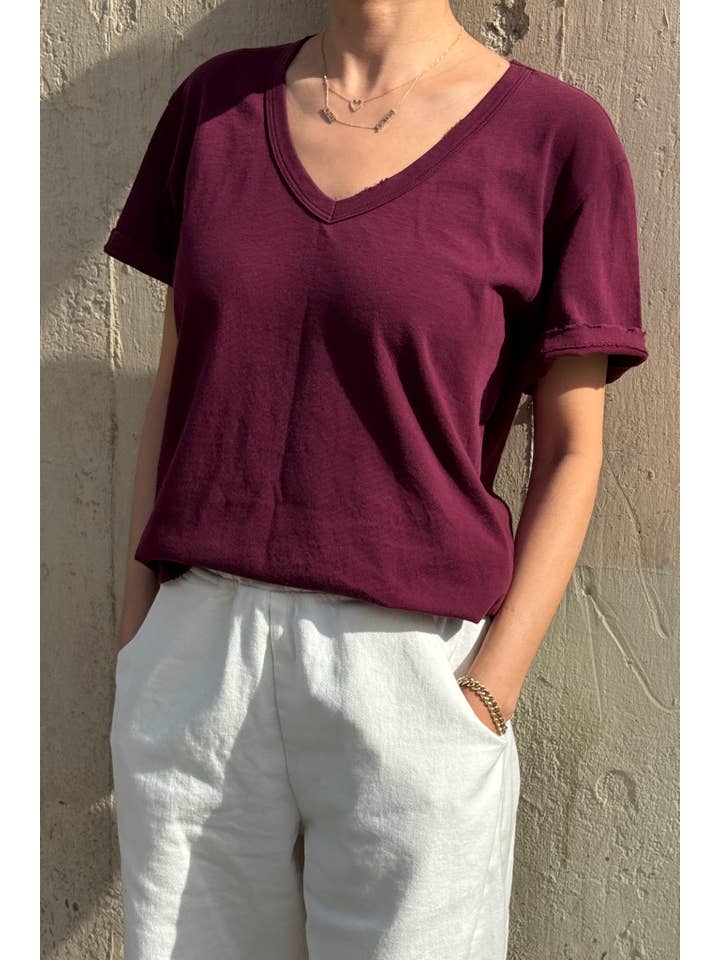 Le Bon Shoppe - Vente T-shirt – femme - T-shirt en coton bio La Vie avec col en V (2S-2M-1L)5