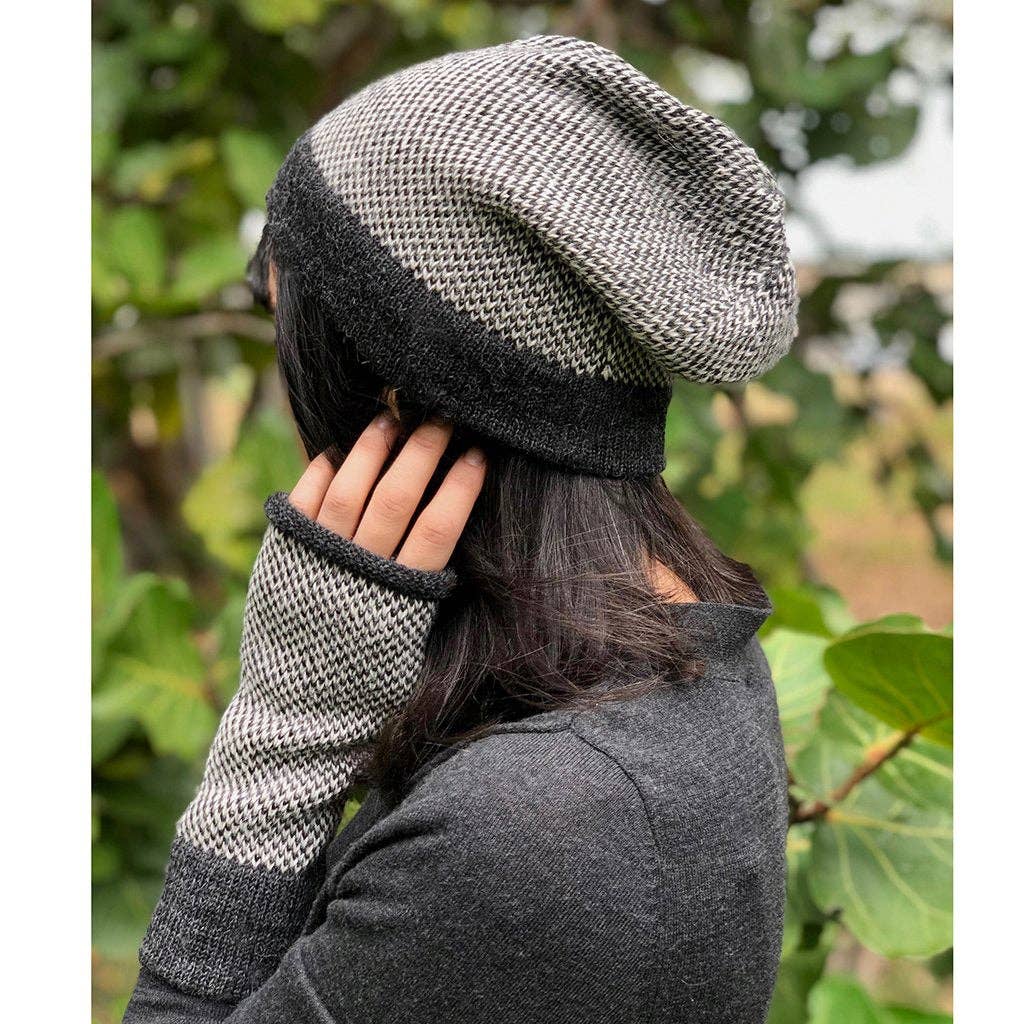 SLATE + SALT – Großhandel Beanie – Damen – Midnight Inwoven Alpaka Mütze1