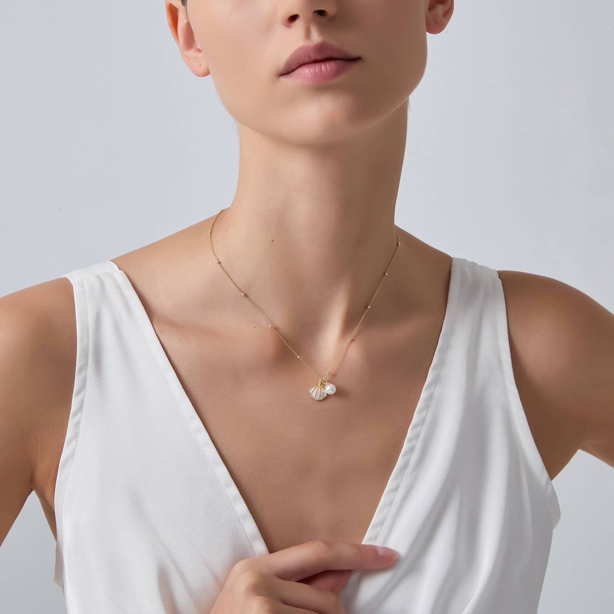 Perimade & Co. LLC - Wholesale Pendant/Charm Necklace - Seashell Pearl Beach Charm Necklace in 925 Sterling Silver3