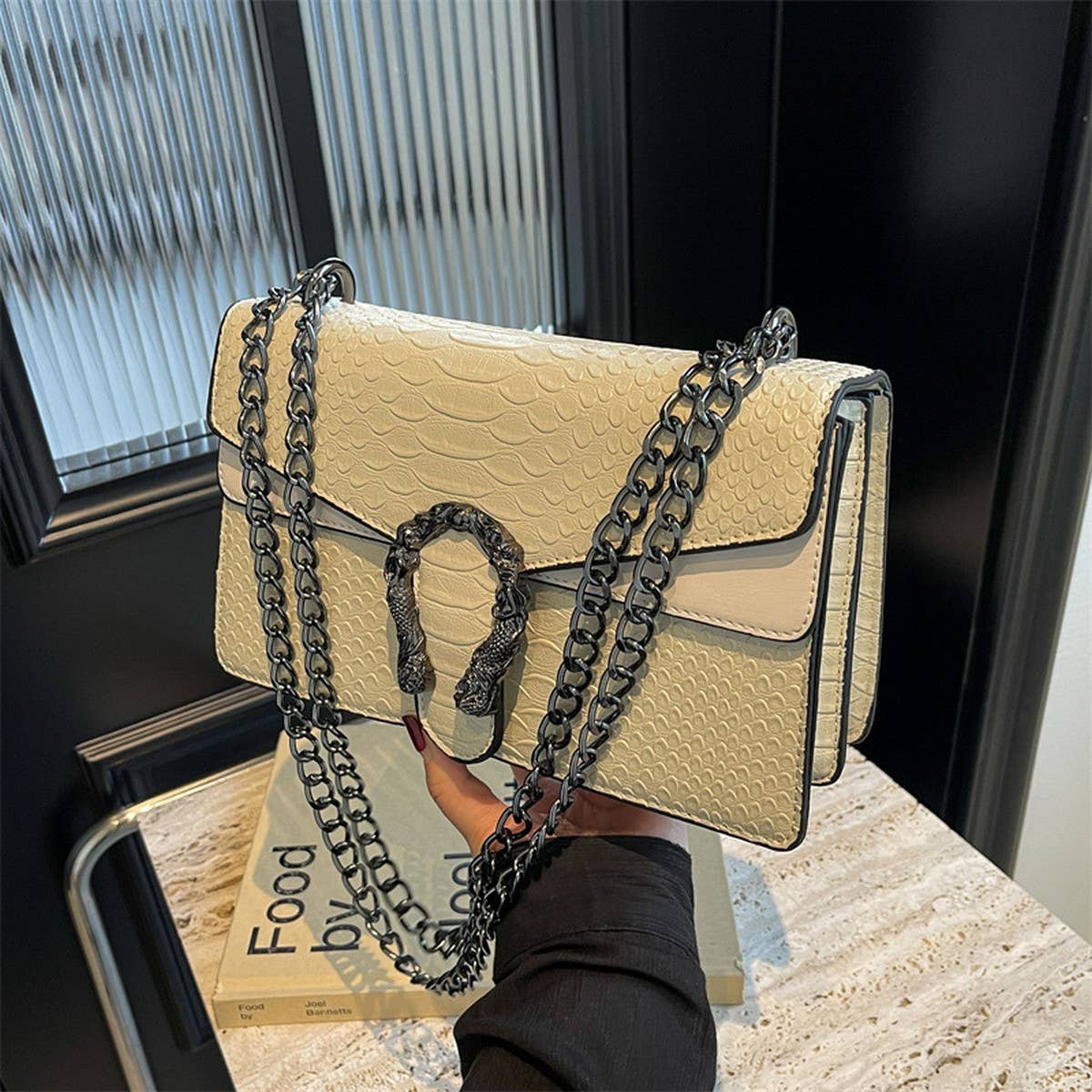 ACCITY - Wholesale Crossbody Bag - Women's - 2024 NEW CROSSBODY CHAIN SMALL SQUARE BAG_CWAB24615