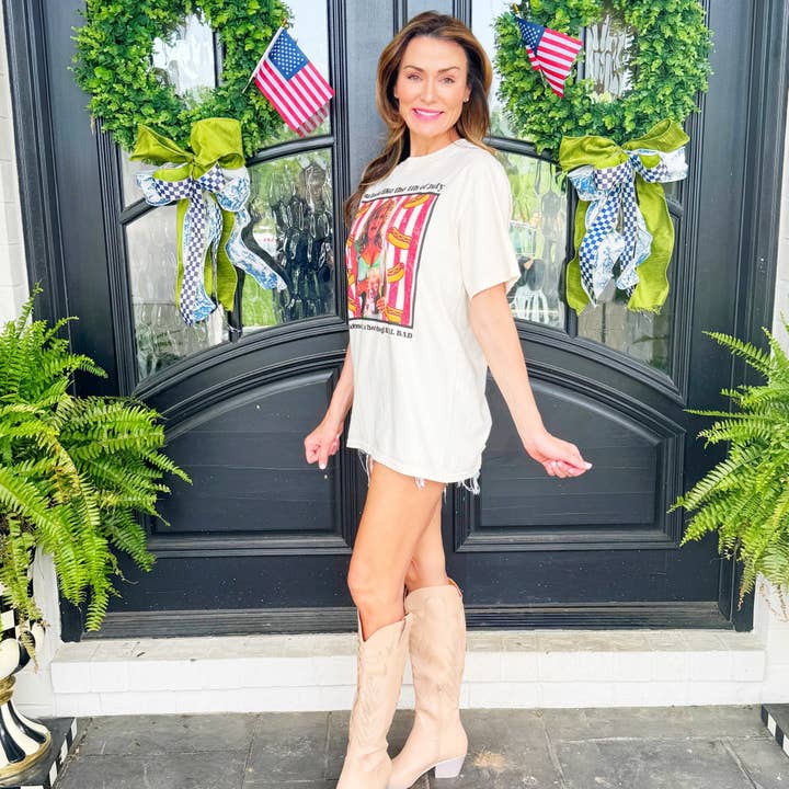 Poppy & Pine - Wholesale Screen Printed T-Shirt - Women's - Makes Me Want a Hot Dog Tee3