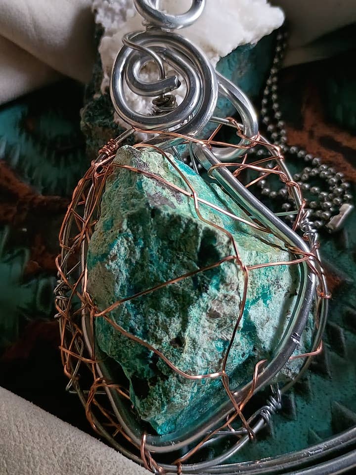 Chrysoprase Mineral Relic Talisman for wholesale by Norahz Boutique