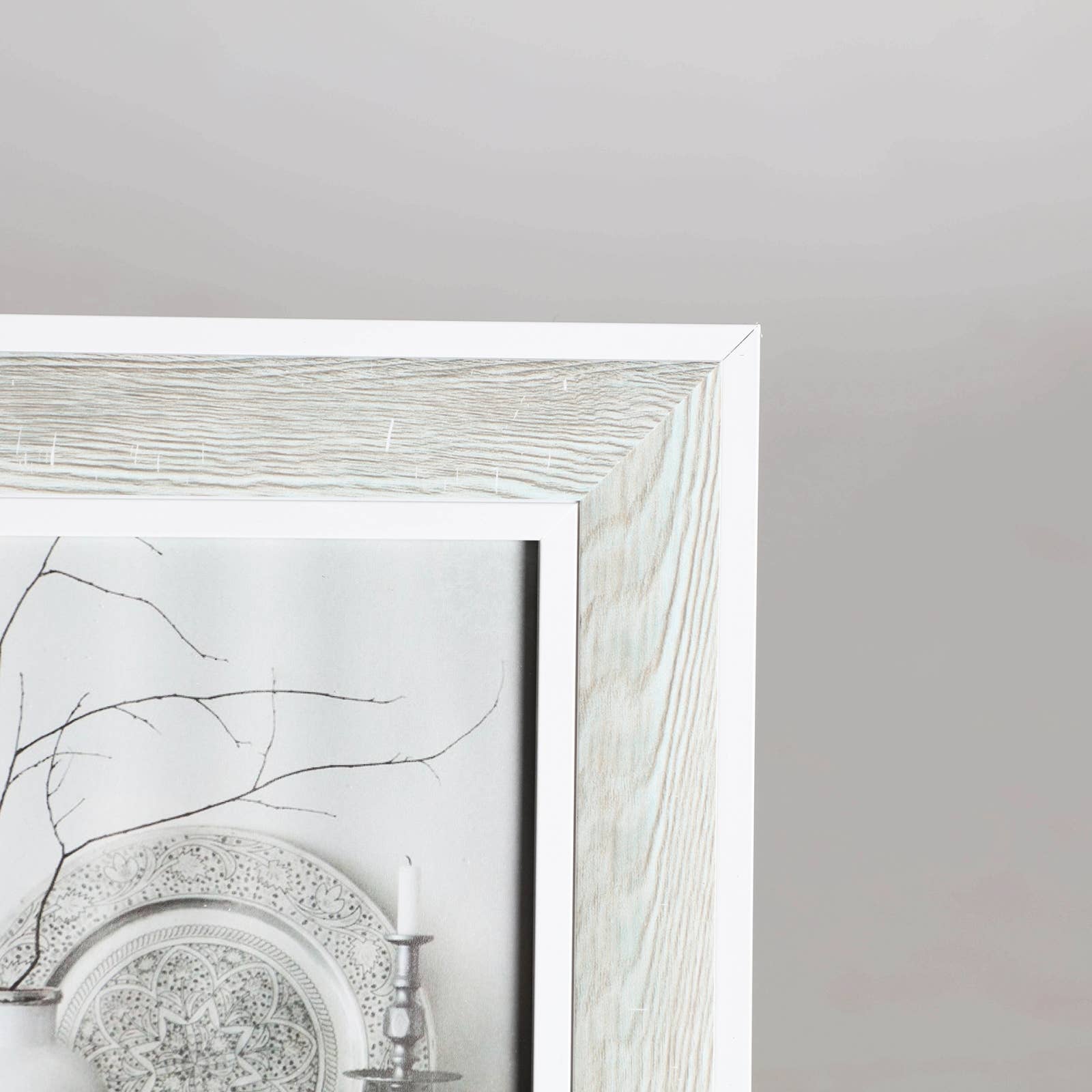 B&B - Wholesale Picture Frame Stand - Photo Frame, Plastic, Green Color, 15X2X20cm1