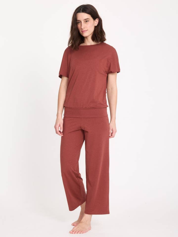 MEDE T-shirt i lyocell til kvinder for engroshandel hos Yoga Searcher