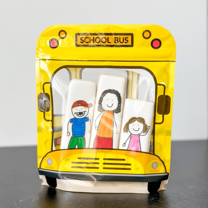 Sac de biscuits en forme de bus scolaire pour la vente par The Cookie Countess