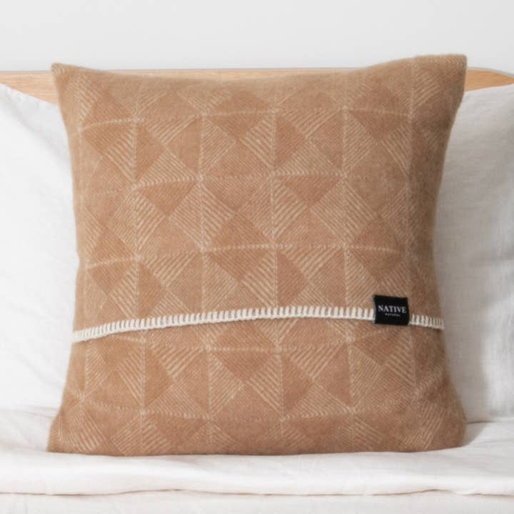 Funda de cojín de lana beige diamante 45x45cm para venta al por mayor de Native Natural