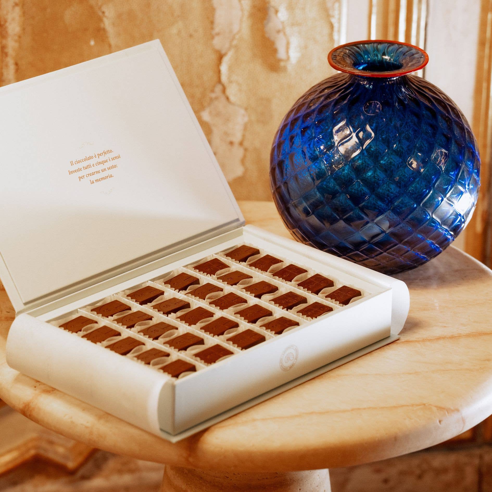 Cioccolato Lavoratti 1938 - Vendita all'ingrosso Confezioni di cioccolatini - Praline di cioccolato assortite 30 pezzi, chocolate box1