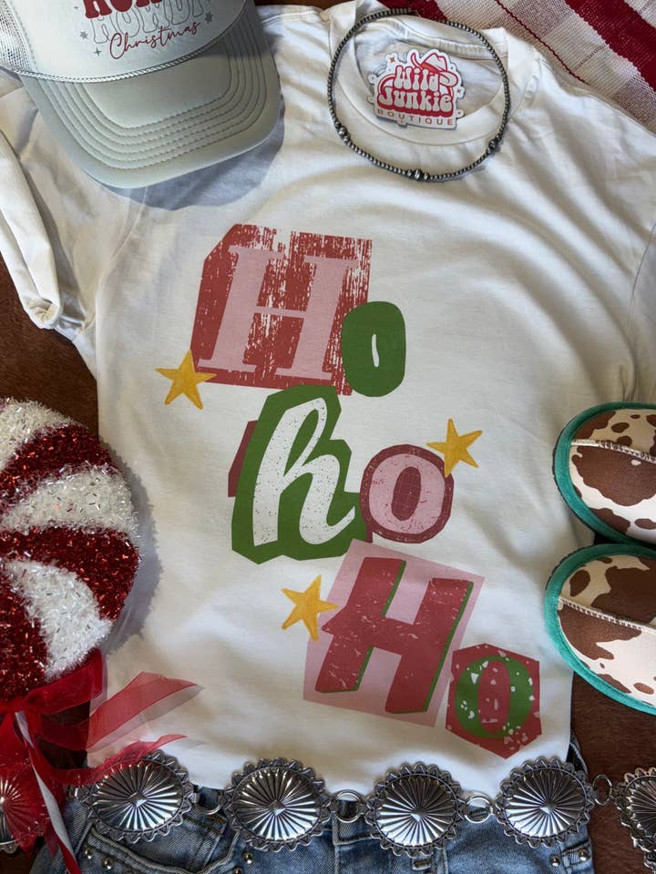 T-shirt graphique de Noël Ho ho ho pour la vente par Wild Junkie