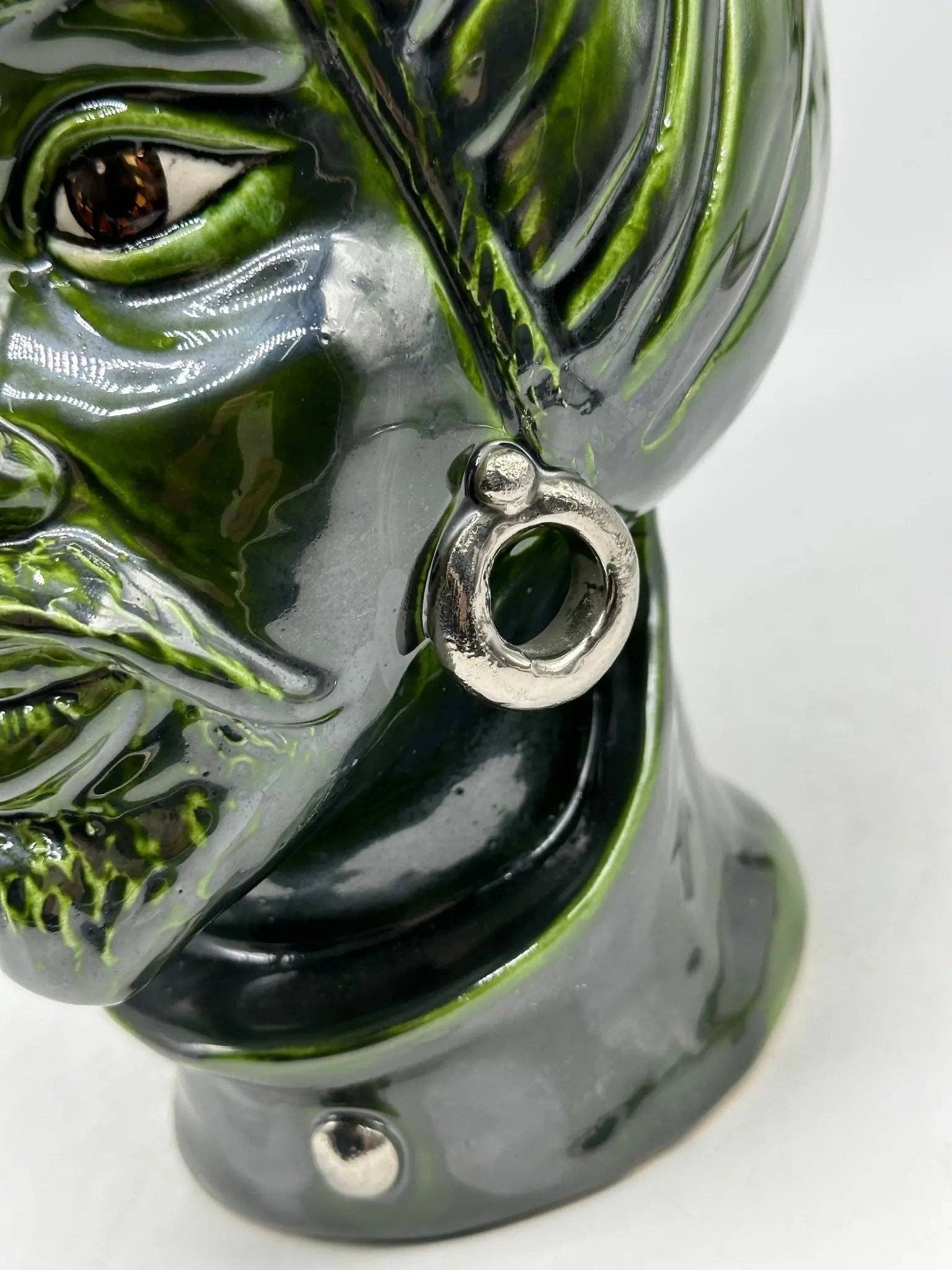 DD Ceramiche Siciliane - Vendita all'ingrosso Statuette decorative - Teste di Moro Mediterraneo Ceramica Caltagirone cm H.29 L.22 Artigianale Verde Platino1