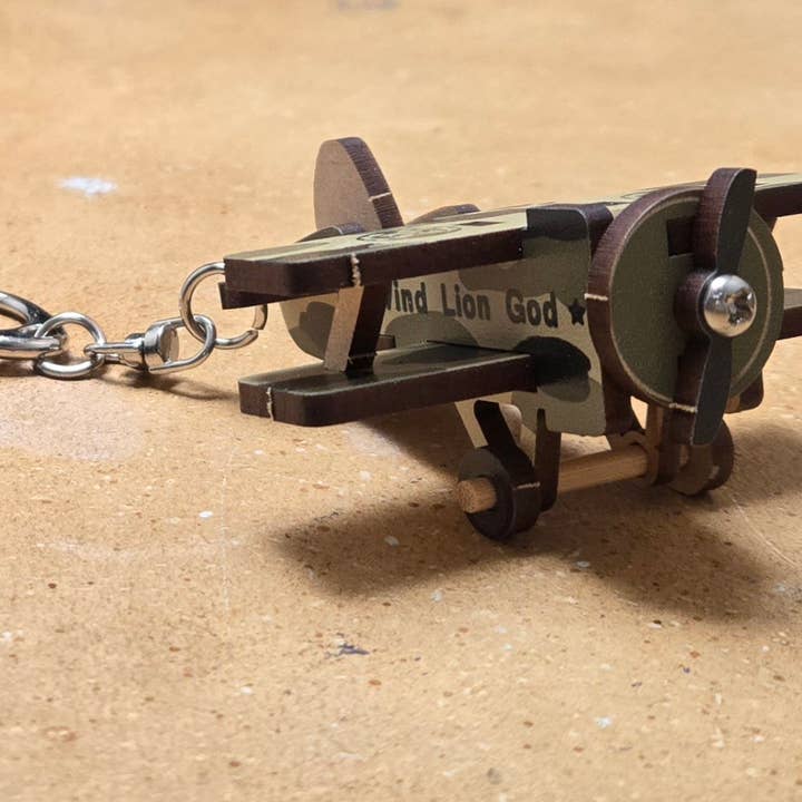 Flight Camo Handgefertigter Schlüsselanhänger für den Großhandel von Fiona Accessories