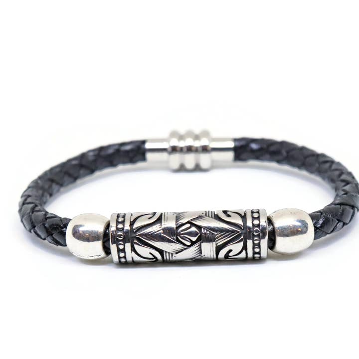 MT35CVD Jewish Star of David Braided Leather Bracelet for wholesale by Sea Ranch Jewelry