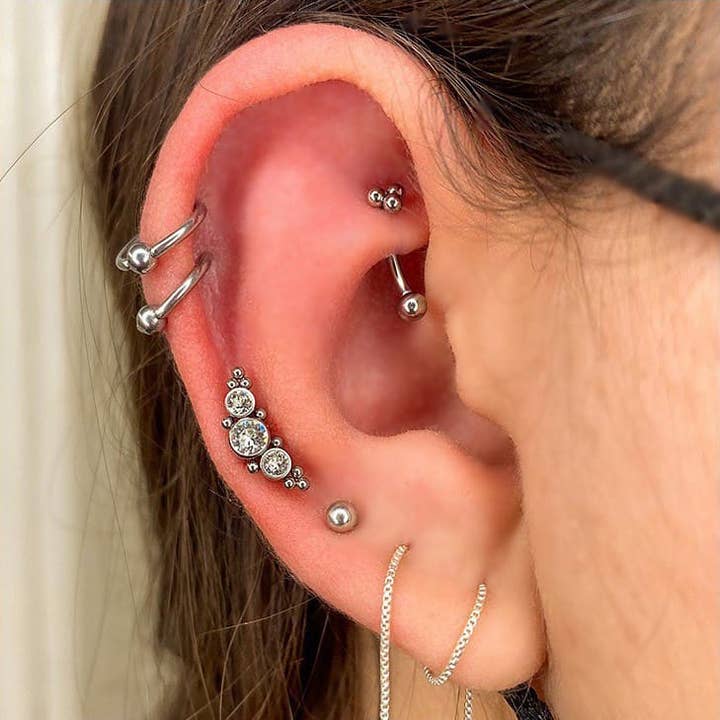 Schmuckgroßhandel – wholesale Enkelt örhänge – Kulor | Kirurgiskt stål Rook Piercing
