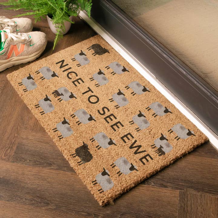 Dejligt at se får kokosmåtte (60 x 40 cm) for engroshandel hos Artsy Mats