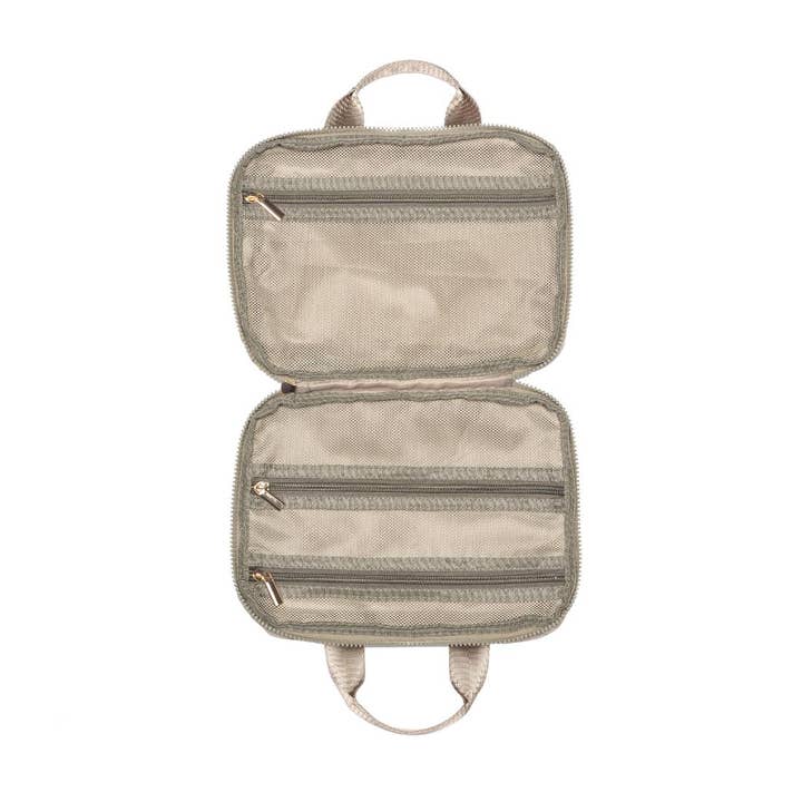 Urban Expressions - Wholesale Toiletry Bag - Women's - Cloud Cruiser Travel Organizer22