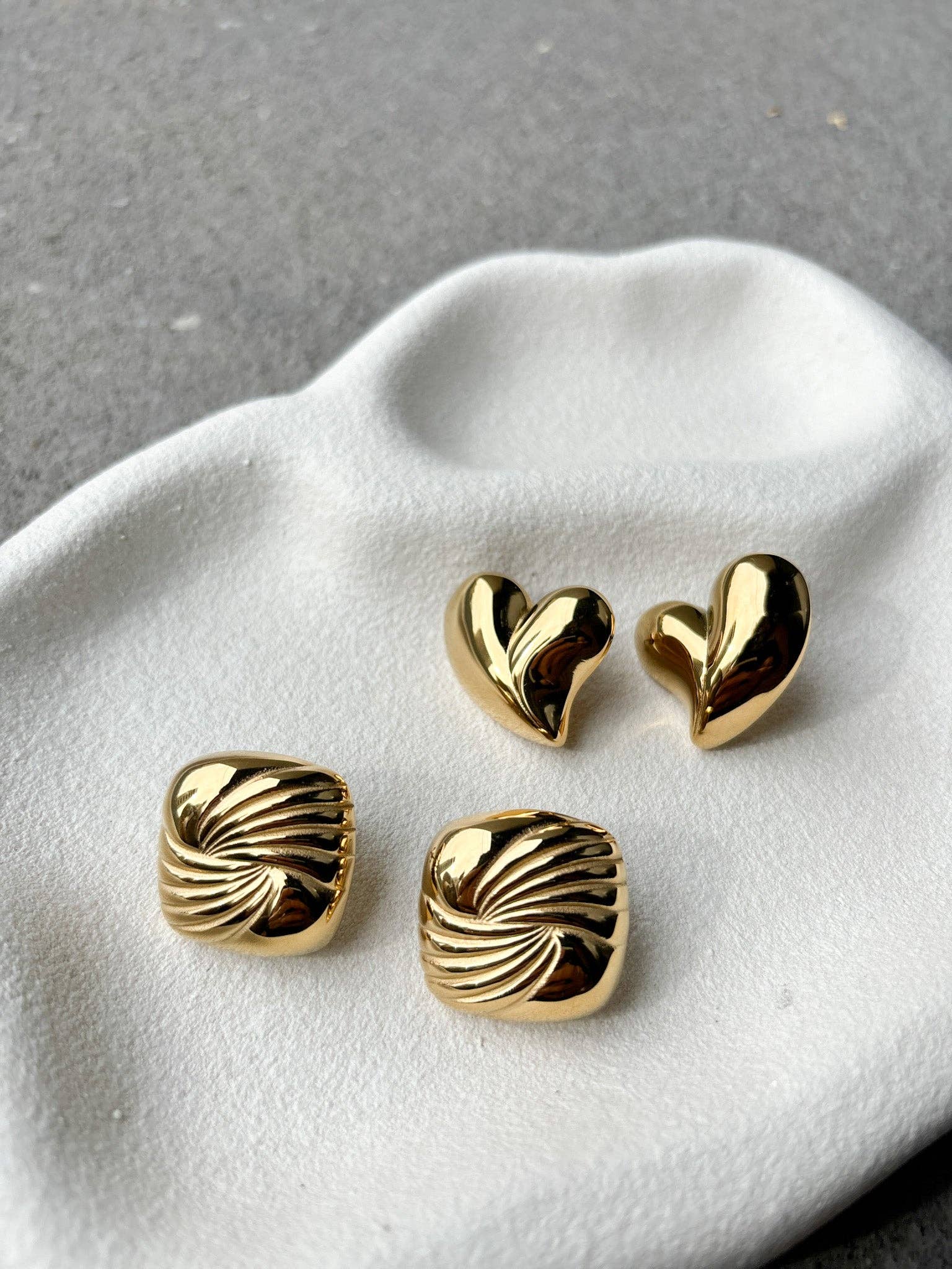Angels Whisper Accessories - Wholesale Stud/Post Earrings - Lisa Square Statement Earrings1
