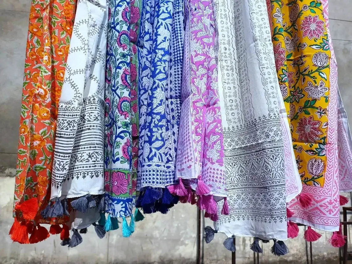 Bhawana Handicrafts - Vendita all'ingrosso Sciarpa - Donna - Set da 5 sciarpe in cotone con stampa a blocchi indiani5