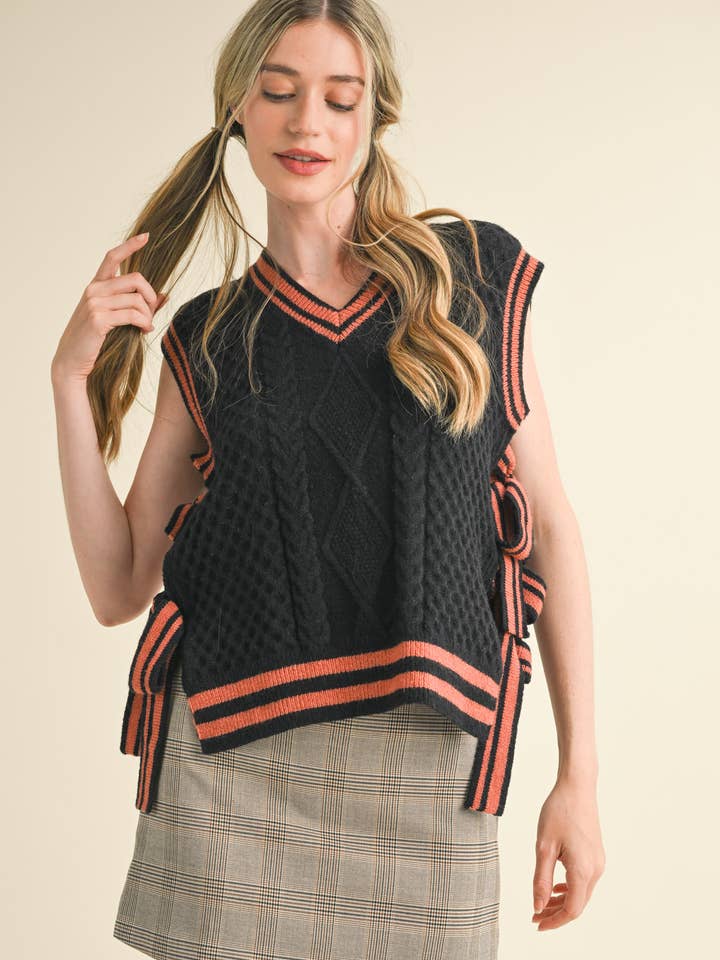 &MERCI - Wholesale Sweater Vest - Women's - V NECK SIDE TYING SWEATER VEST MSW1063621