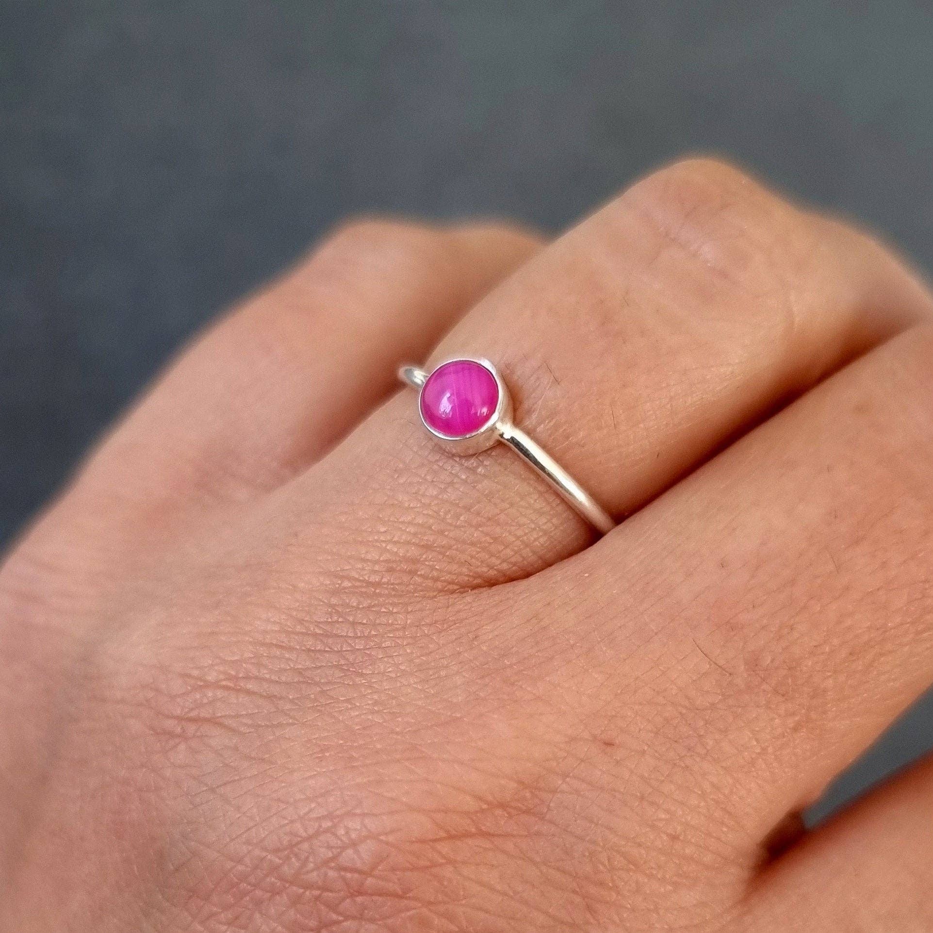 Mistry Gems - Wholesale Single Stone/Solitaire Ring - 5mm Round HOT Pink Agate Stacking Ring | 925 Sterling Silver1