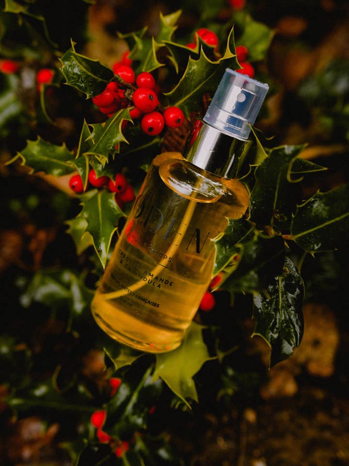 Dry body oil - Rich in beta-carotene, enhances tan for wholesale by ODEN