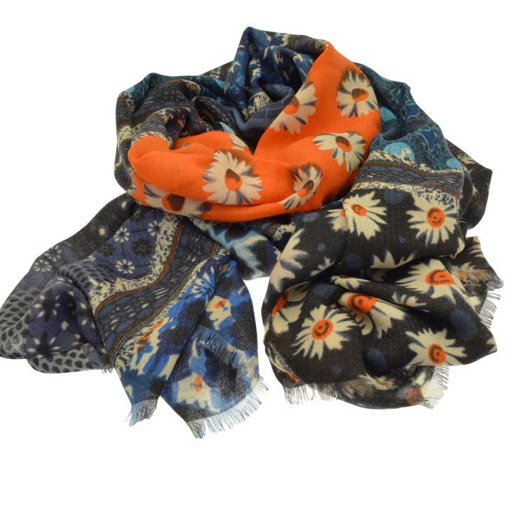 Lenço Azul com Remendos Florais por atacado de Miss Milly Limited