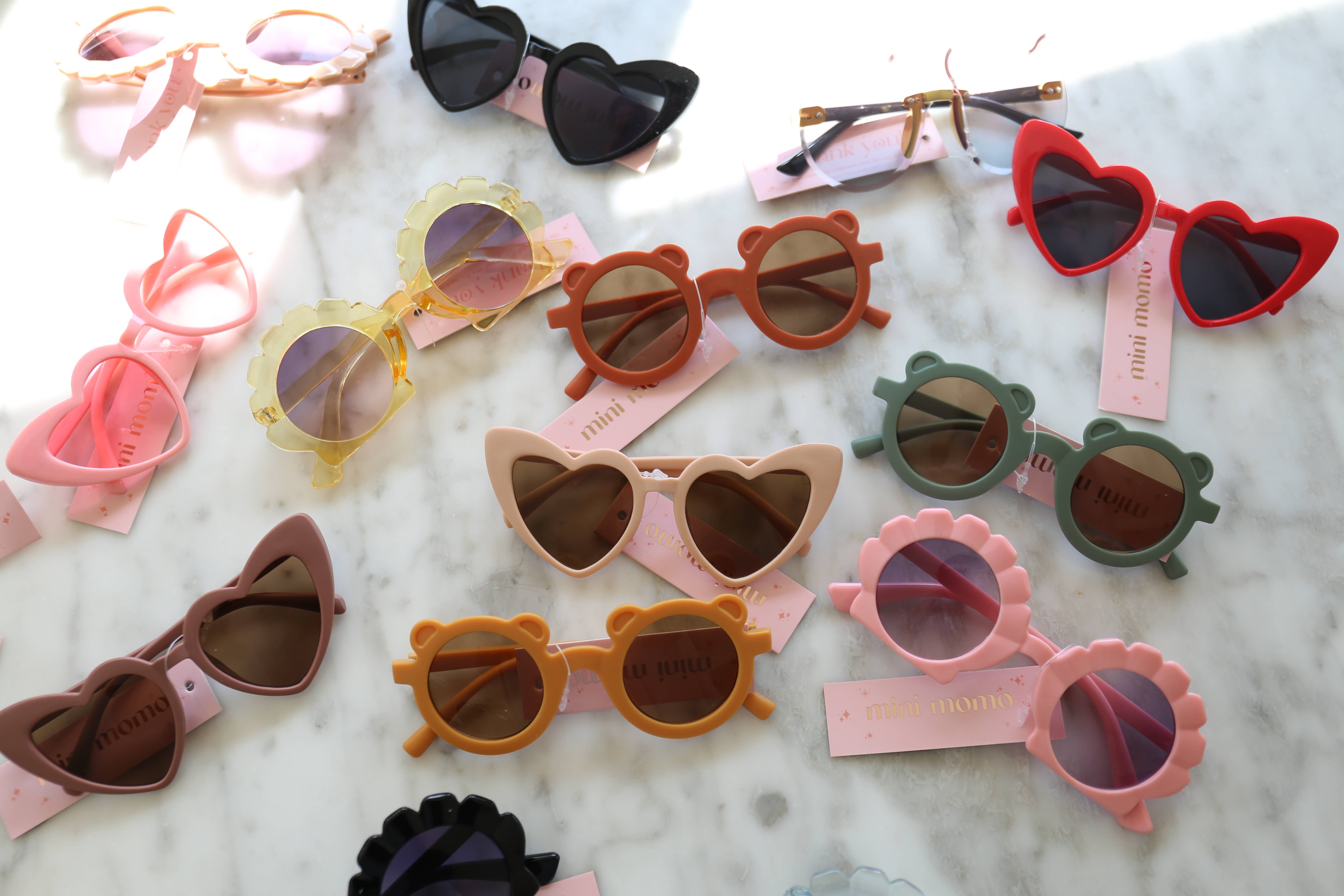 Loven x Mini Momo - Wholesale Sunglasses - Women's - Women's Heart Sunglasses Cute Cat Eye Shape Frame Eyewear5